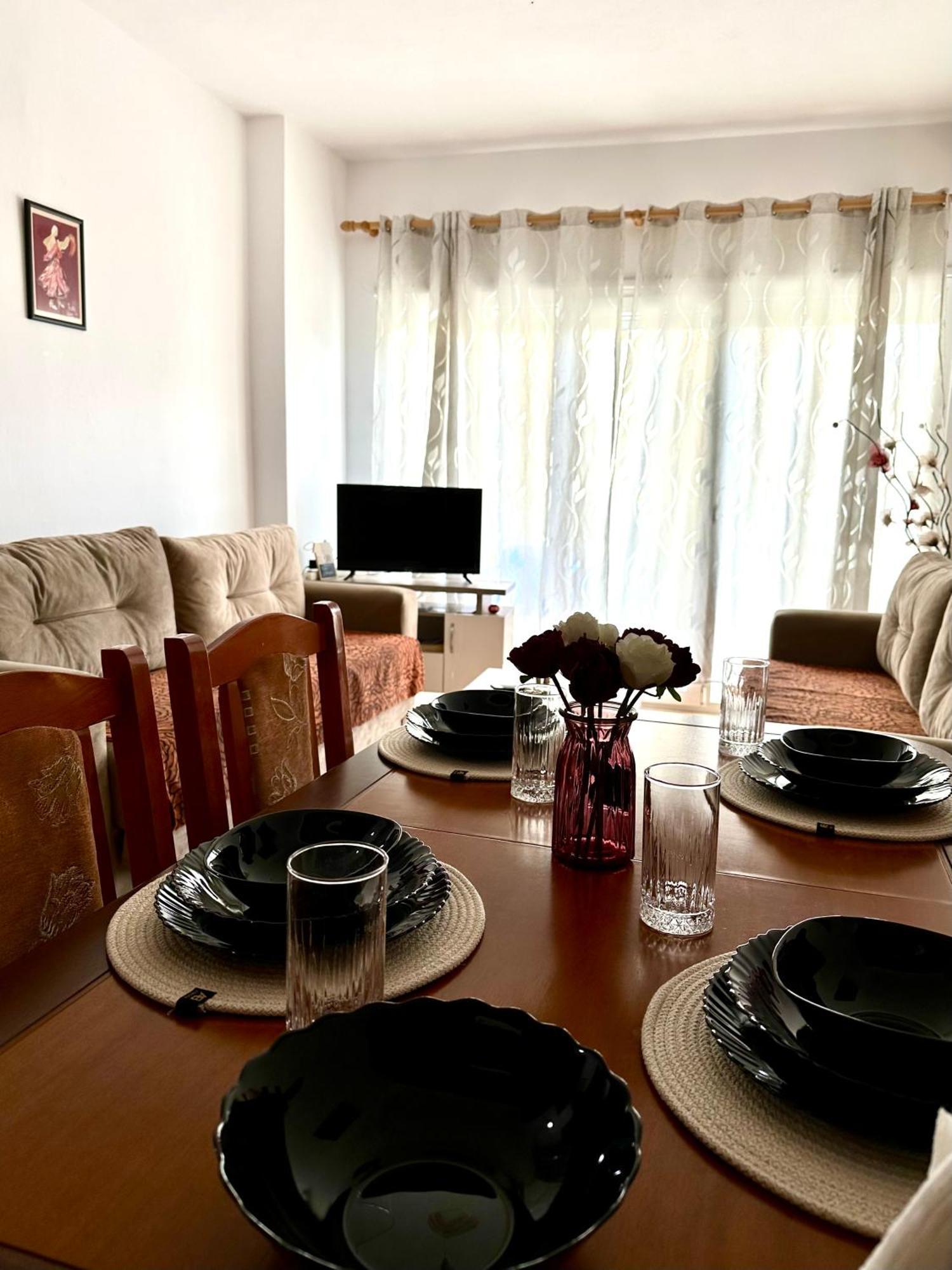 Apartment Ermest ,Kavaje Rock Драч Екстериор снимка