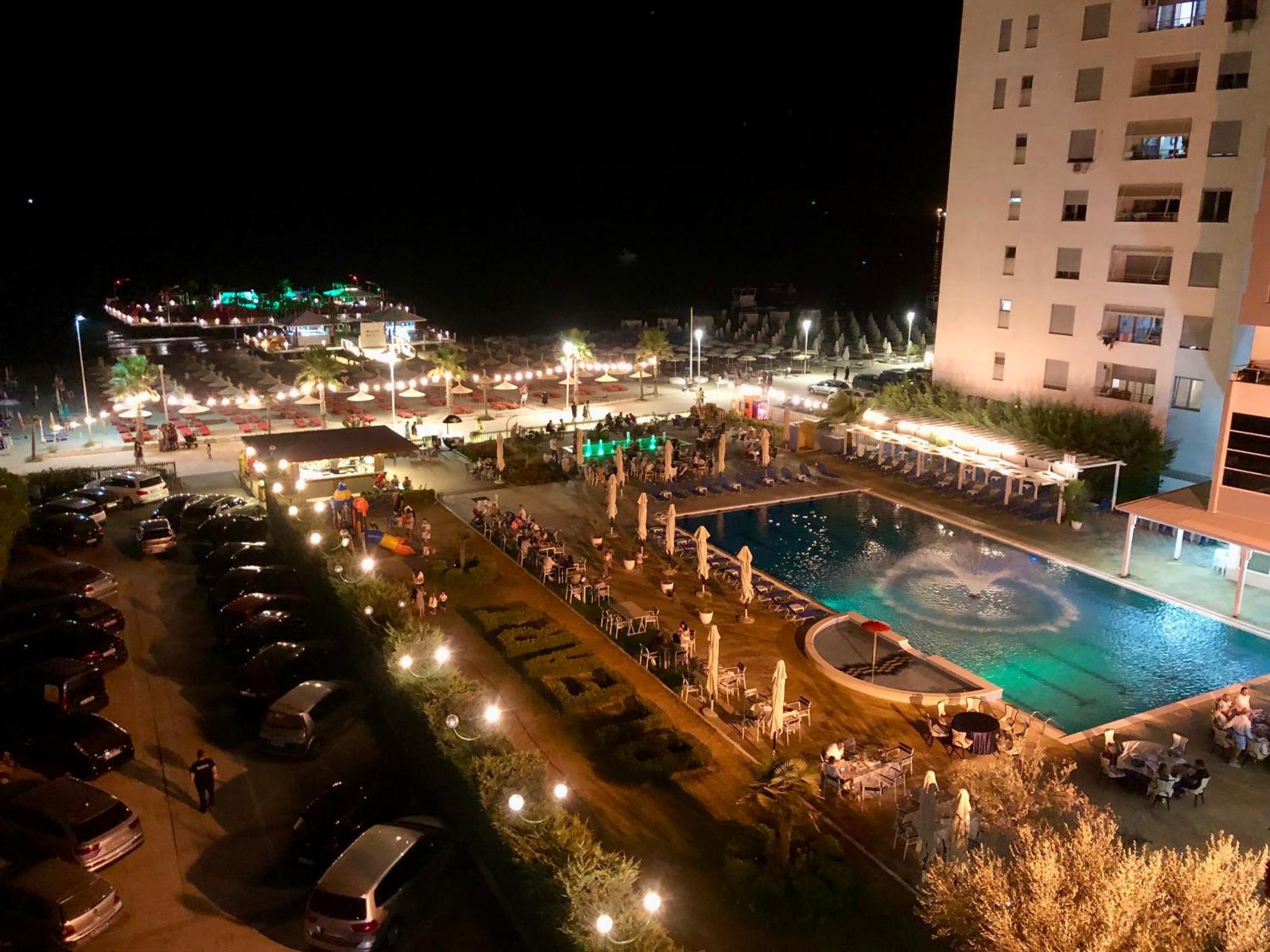 Apartment Ermest ,Kavaje Rock Драч Екстериор снимка